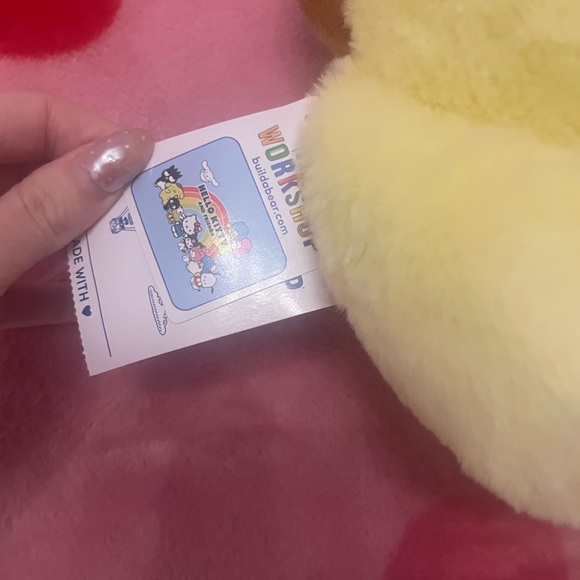 NWT Pompompurin Plush with Muffin - Picture 5 of 7